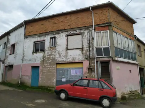 Chalet pareado en calle Cima Vila, nº 20